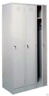 Шкаф для одежды трехсекционный на ножках / на цоколе, 150 мм встроенный замок / навесной замок