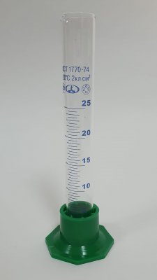 Стеклянный цилиндр на пластиковом основании